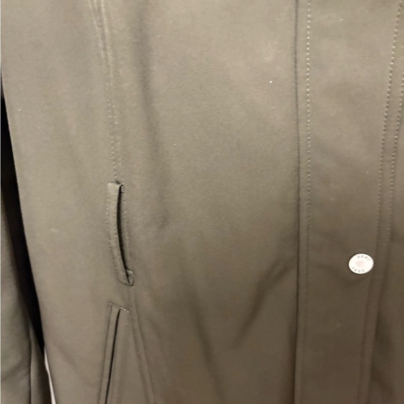Lightweight Minimalist Jacket - Picture 2 of 5